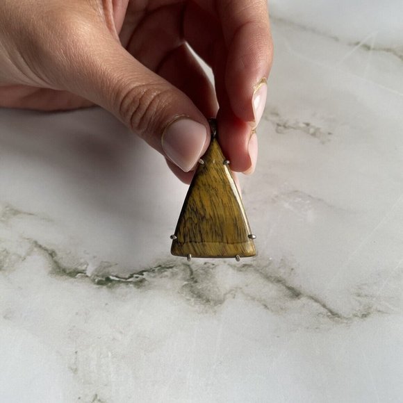 Artisian handmade tiger's eye necklace and stearling silver outline - Picture 2 of 5